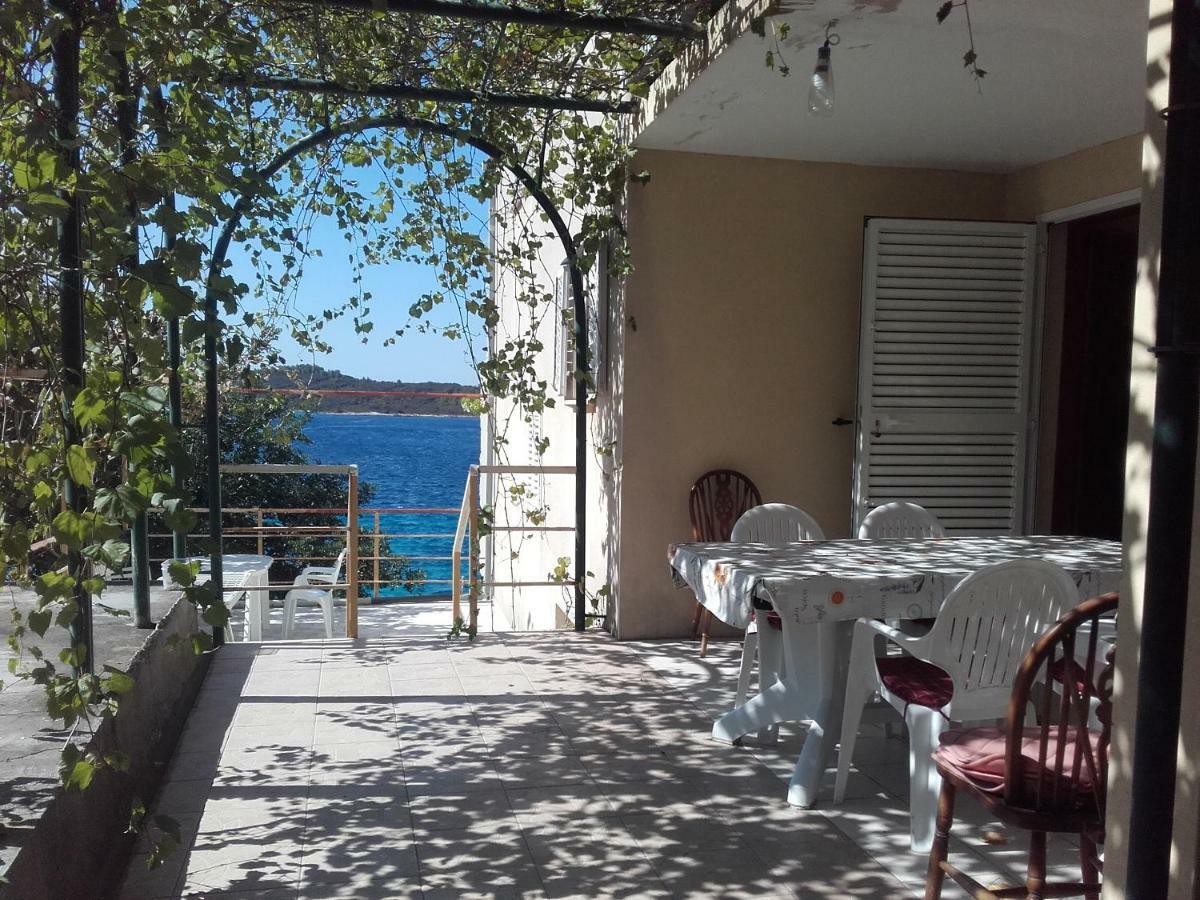I&J Relaxing Beach Apartments Račišće Exteriér fotografie