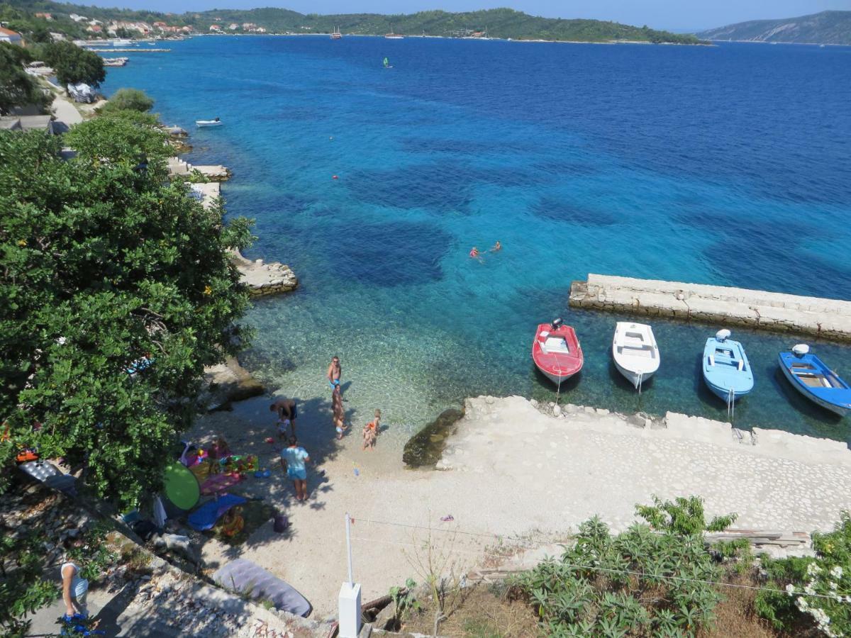 I&J Relaxing Beach Apartments Račišće Exteriér fotografie