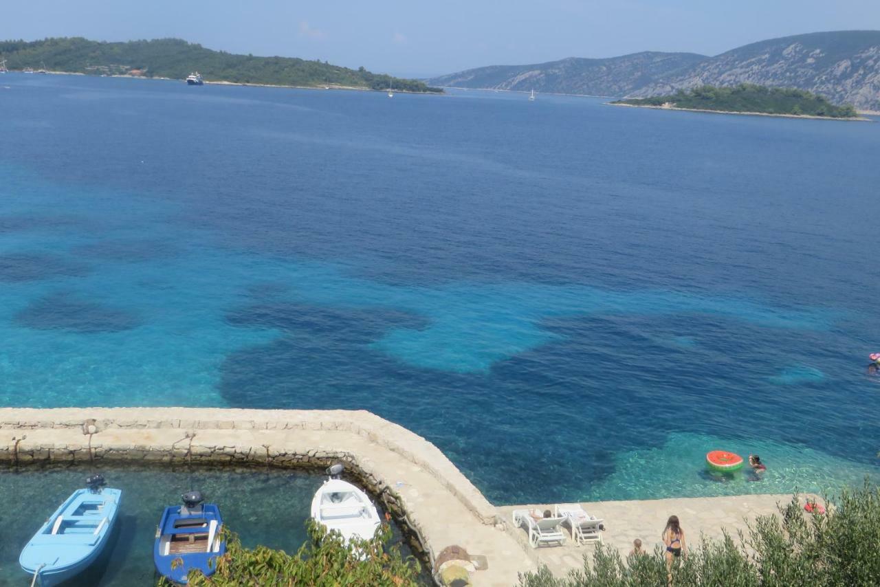 I&J Relaxing Beach Apartments Račišće Exteriér fotografie